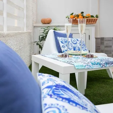 Edone Frontemare Holiday home *