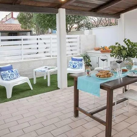 Edoné Frontemare Hébergement de vacances *